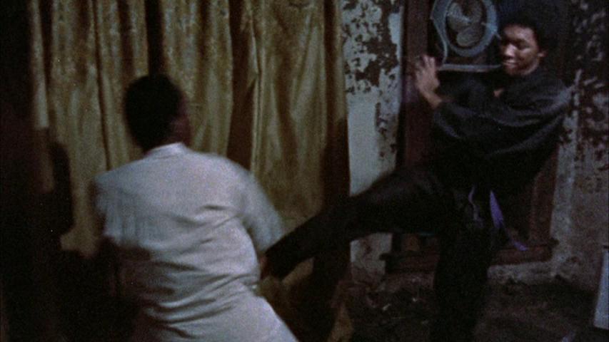 Super Spook (1974) Screenshot 1