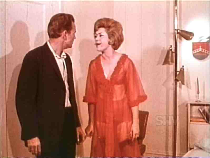 Scarlet Négligée (1968) Screenshot 3