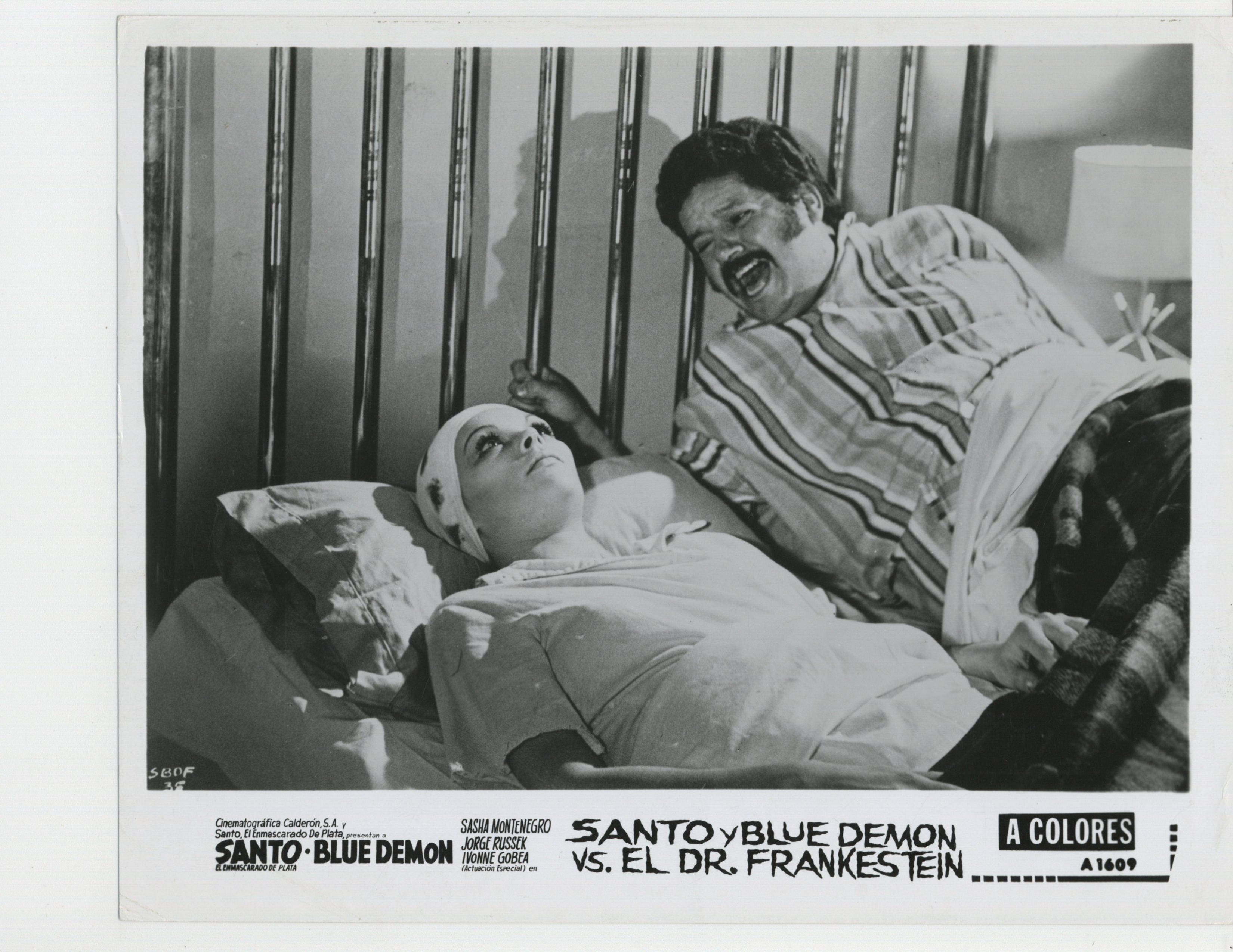 Santo and Blue Demon vs. Dr. Frankenstein (1974) Screenshot 3 