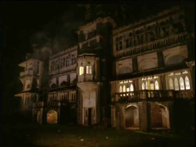 Purani Haveli (1989) Screenshot 2