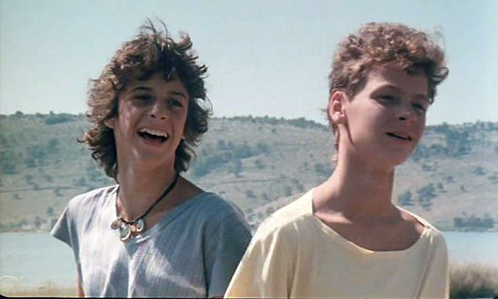 A Summer in a Sea Shell (1985) Screenshot 5