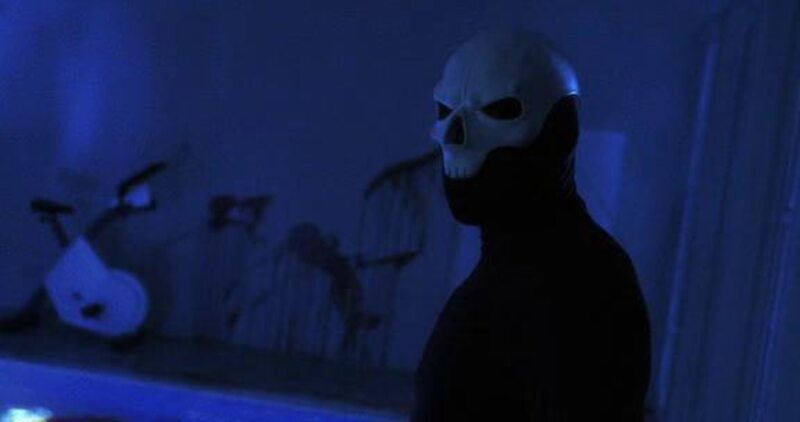 The Pool (2001) starring Kristen Miller on DVD DVD The Pool (2001) Screenshot 3