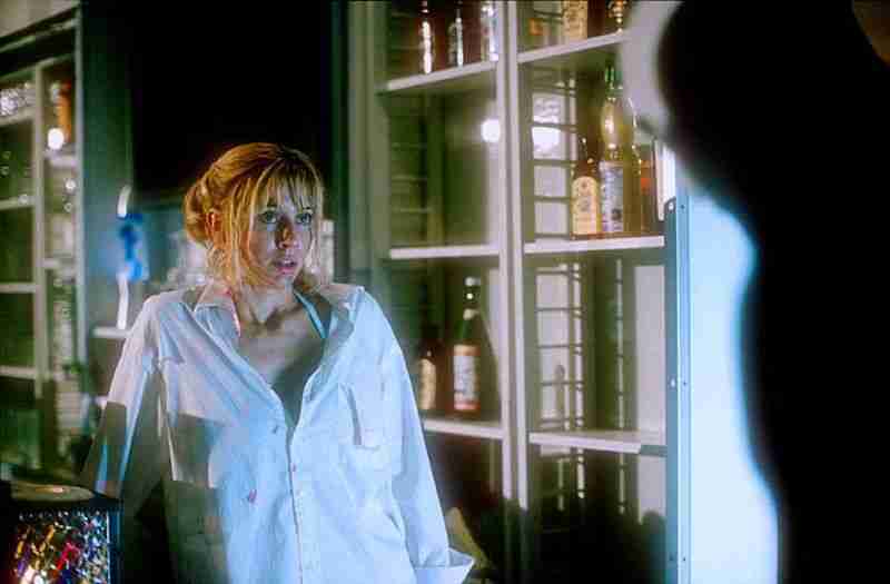 The Pool (2001) starring Kristen Miller on DVD DVD The Pool (2001) Screenshot 5