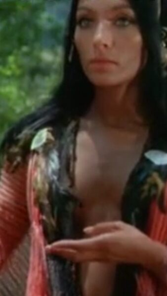 Crypt of Dark Secrets (1976) Screenshot 3