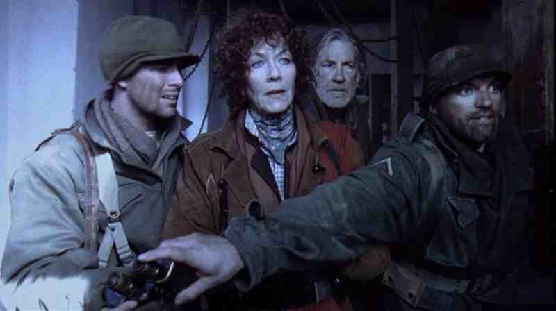 Straight Into Darkness (2004) Screenshot 4