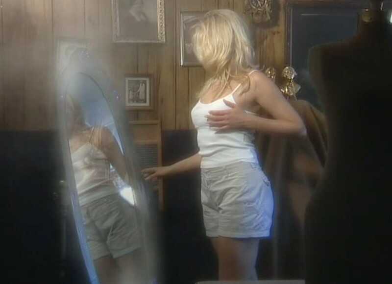 The Erotic Mirror (2002) Screenshot 4