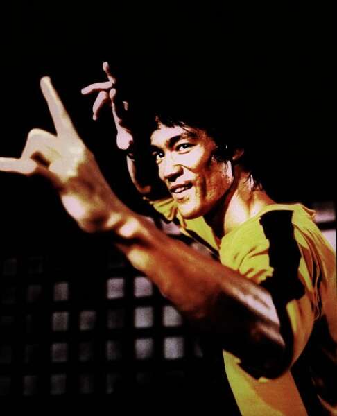 Bruce Lee: A Warrior's Journey (2000) Screenshot 2