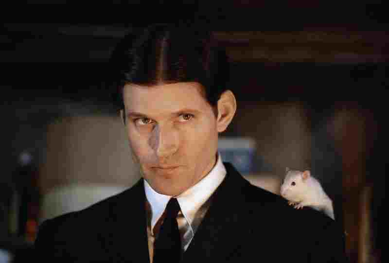 Willard (2003) Screenshot 4