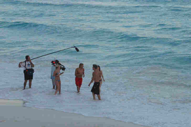 The Real Cancun (2003) Screenshot 1