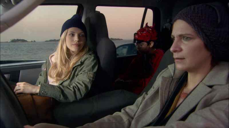 Satan's Little Helper (2004) Screenshot 4