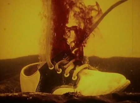 Death Bed: The Bed That Eats (1977) Screenshot 5 