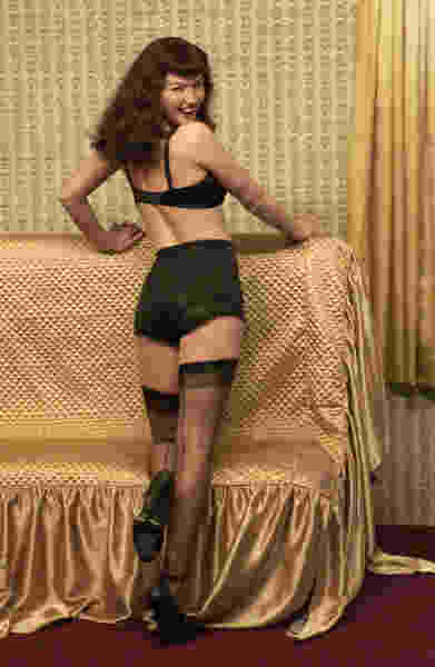 The Notorious Bettie Page (2005) starring Gretchen Mol on DVD DVD The Notorious Bettie Page (2005) Screenshot 3