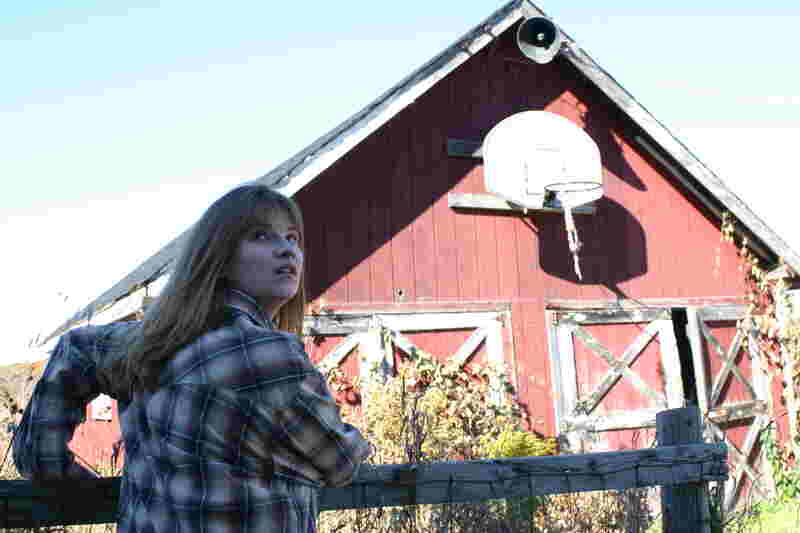 October Moon (2005) Screenshot 4