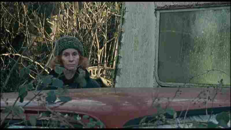 Puffball: The Devil's Eyeball (2007) Screenshot 3