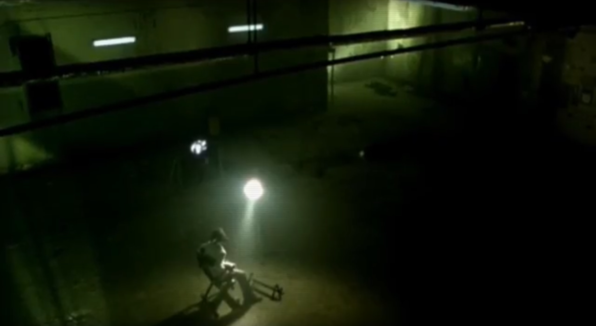 Saw (2003) Screenshot 5