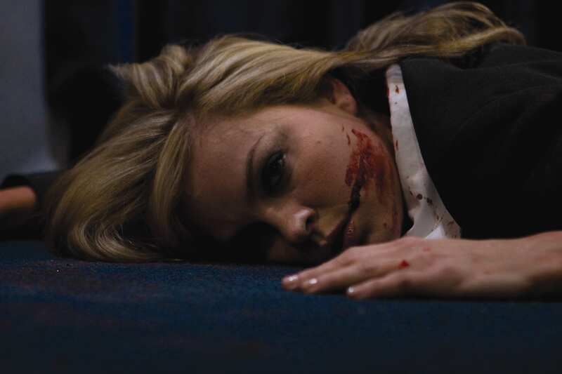 Flight of the Living Dead (2007) Screenshot 2