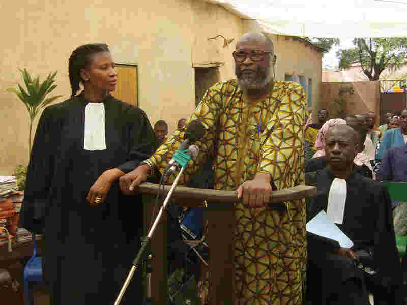 Bamako (The Court) (2006) Screenshot 3