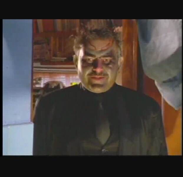 En el nombre del diablo (2002) with English Subtitles on DVD DVD En el nombre del diablo (2002) Screenshot 4