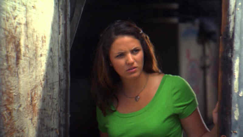 Sarah Landon and the Paranormal Hour (2007) Screenshot 2