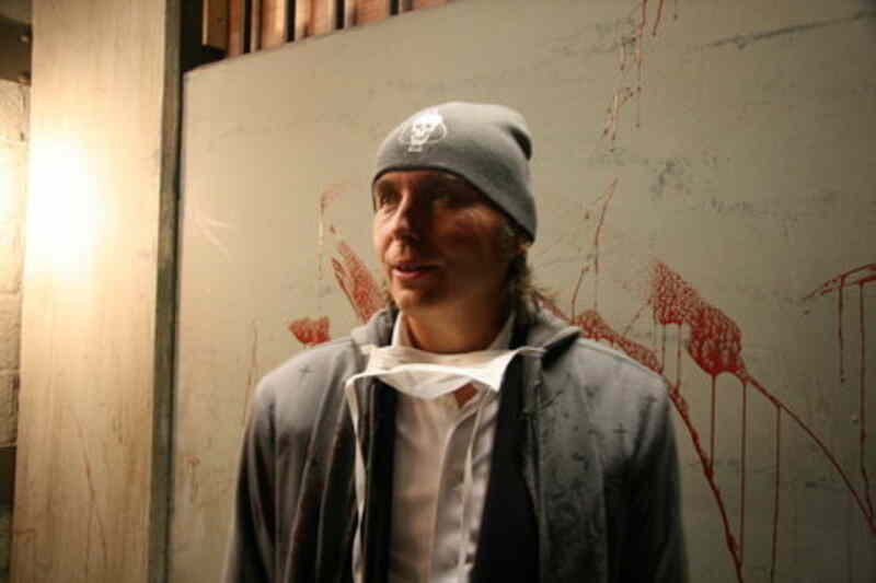 2:13 (2009) Screenshot 3