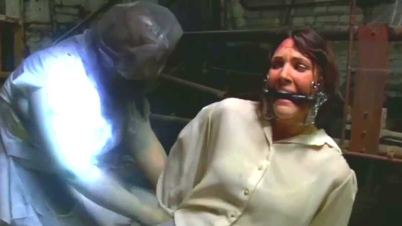 13 Hours in a Warehouse (2008) Screenshot 2