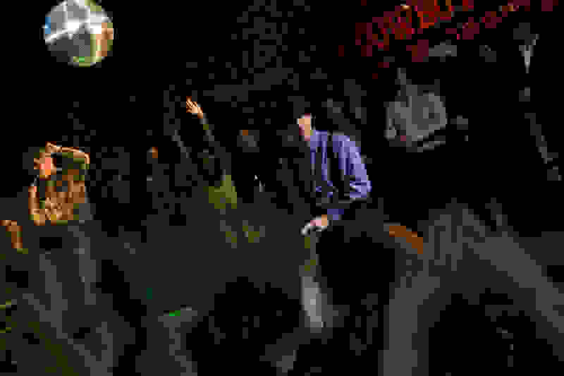Holyman Undercover (2010) Screenshot 5