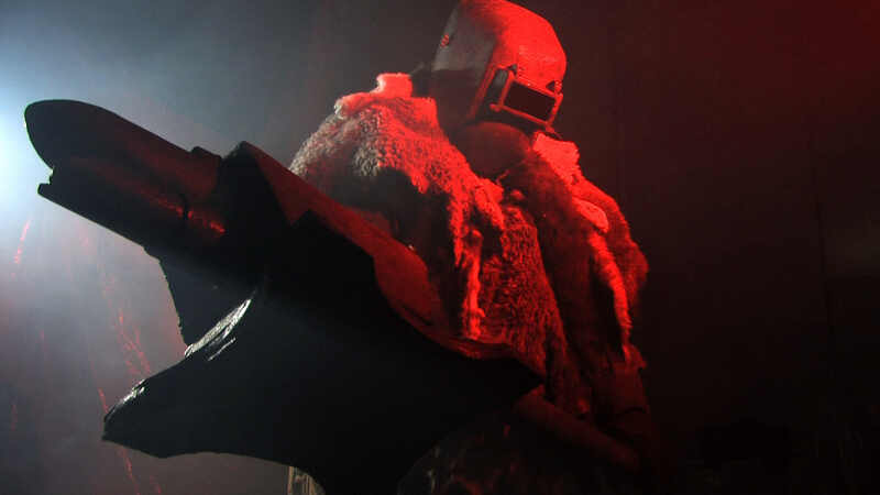 Sweatshop (2009) Screenshot 3