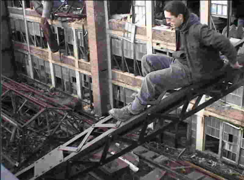 Urban Explorers: Into the Darkness (2007) with English Subtitles on DVD DVD Urban Explorers: Into the Darkness (2007) Screenshot 1
