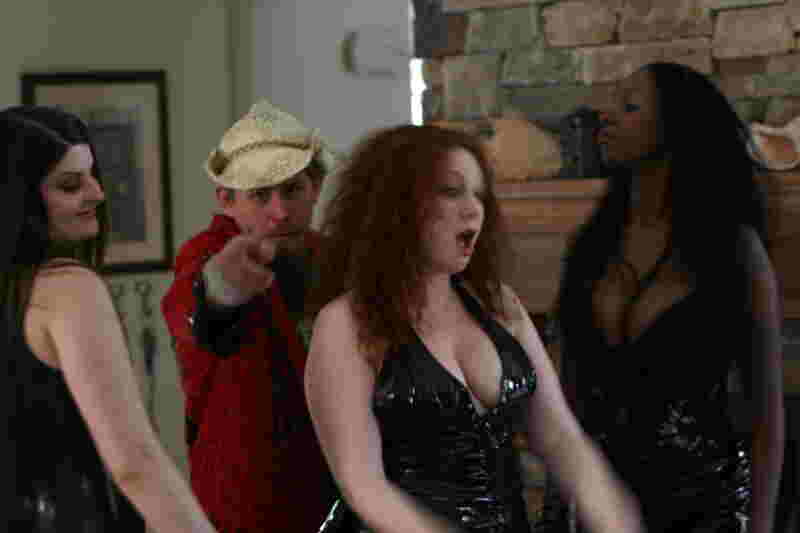 Bachelor Party in the Bungalow of the Damned (2008) Screenshot 3
