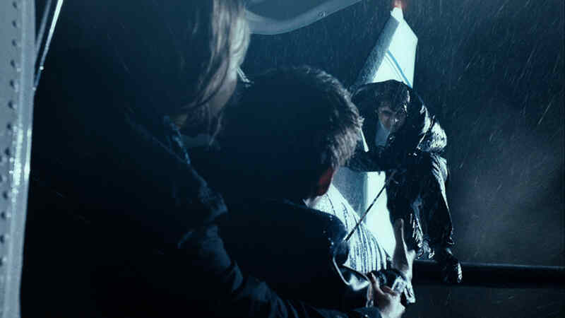 Altitude (2010) Screenshot 3