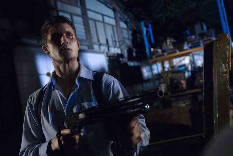 Sleeper (2012) Screenshot 3