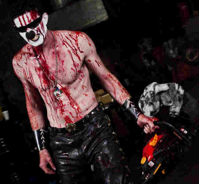 Zombie Women of Satan (2009) Screenshot 3