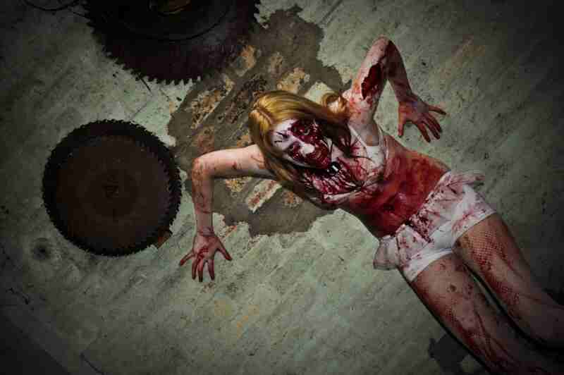 Zombie Women of Satan (2009) Screenshot 4