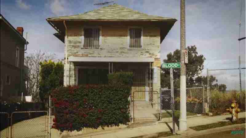 The House That Drips Blood on Alex (2010) Screenshot 2