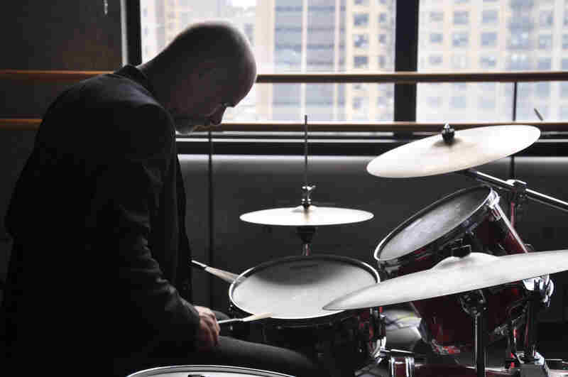 Meanwhile (2011) Screenshot 5