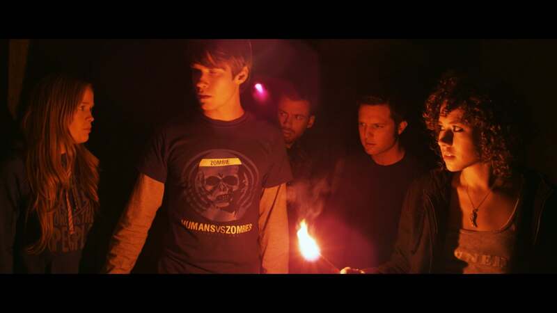 Humans vs Zombies (2011) Screenshot 2