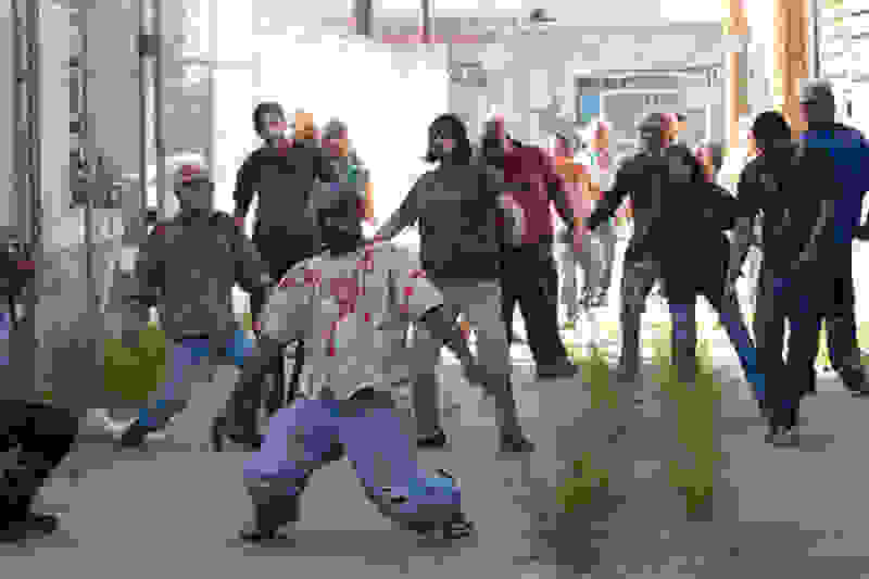 Zombie Apocalypse (2011) Screenshot 4