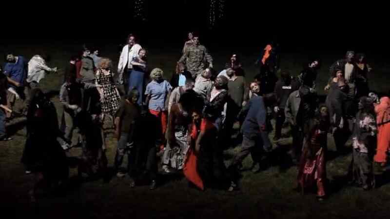Christmas with the Dead (2012) Screenshot 4