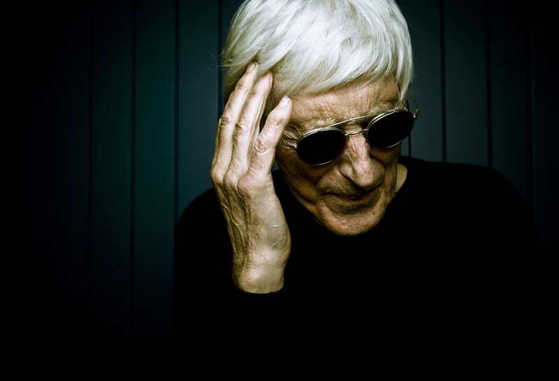 Far Out Isn't Far Enough: The Tomi Ungerer Story (2012) Screenshot 3