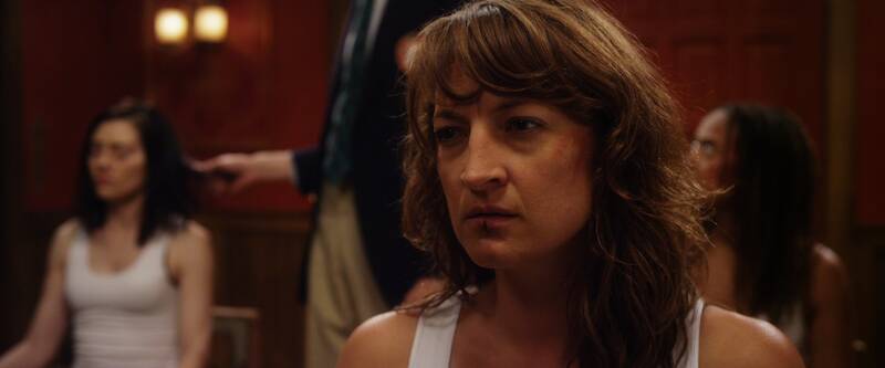 Raze (2013) Screenshot 1