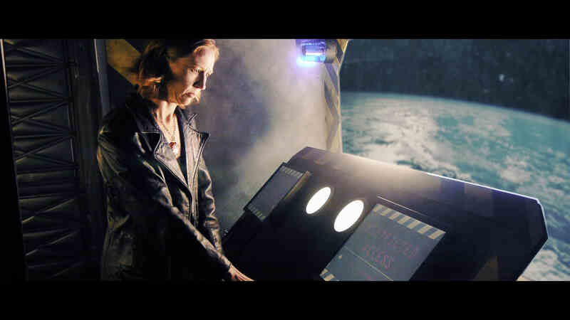 Total Retribution (2011) Screenshot 2