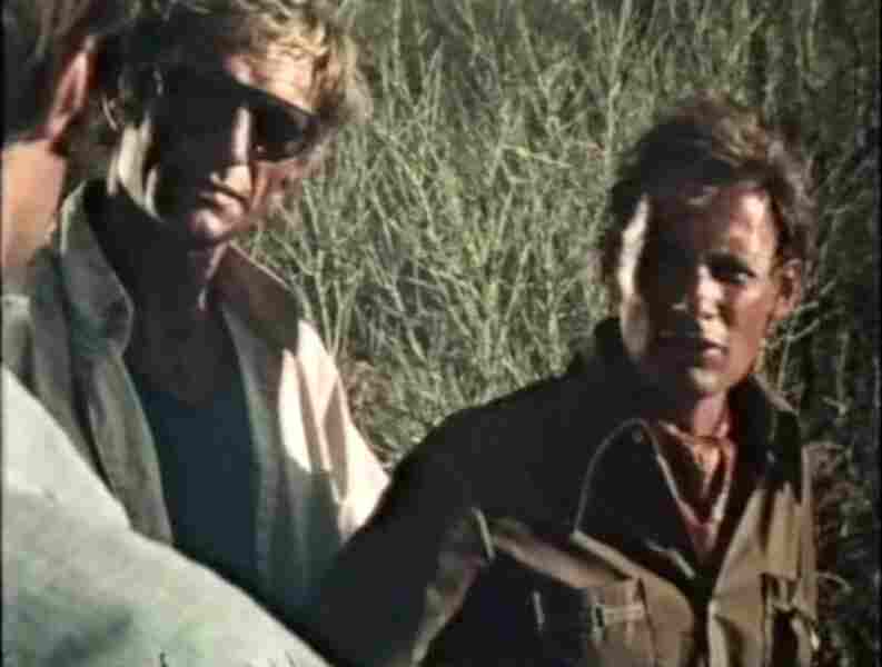 A Ton of Grass Goes to Pot (1972) Screenshot 4