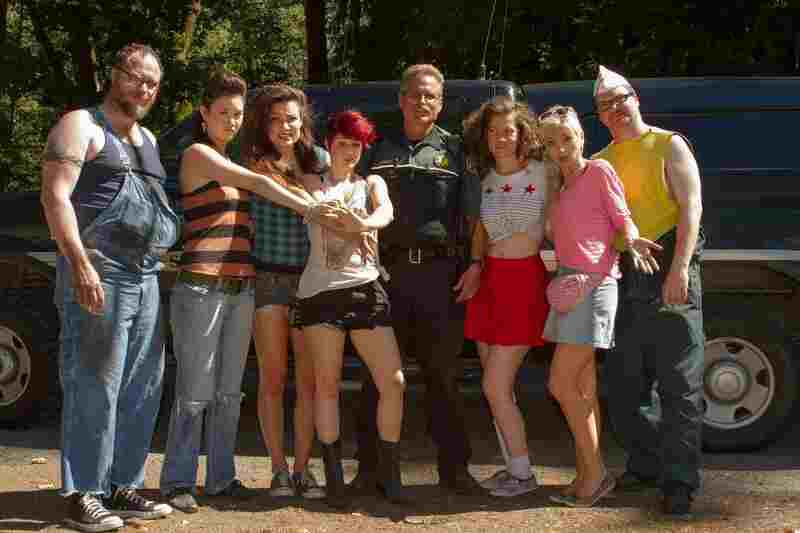 Run, Hide, Die (2012) Screenshot 3