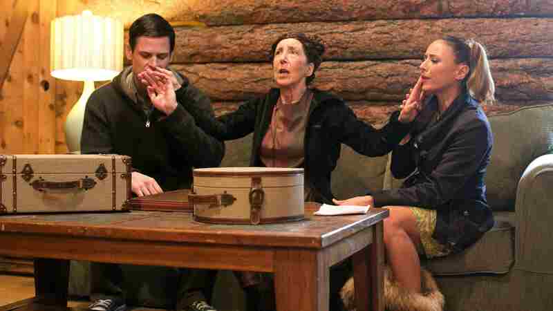 Helen Keller vs. Nightwolves (2015) Screenshot 3