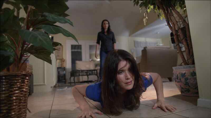 A Woman Betrayed (2013) Screenshot 3