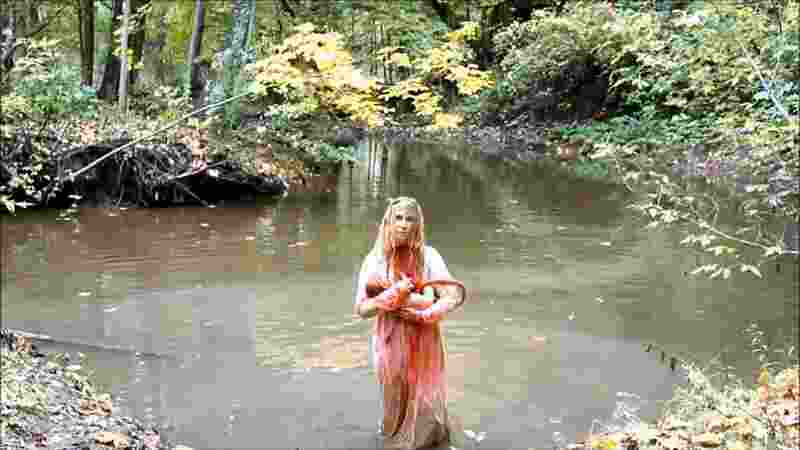 Queen of Blood (2014) Screenshot 5