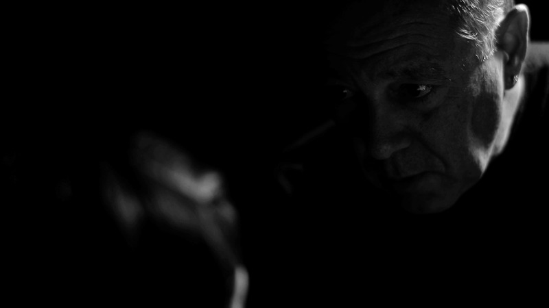 Under the Dark Wing (2014) Screenshot 3