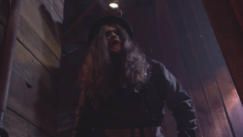 The Barn (2016) Screenshot 4
