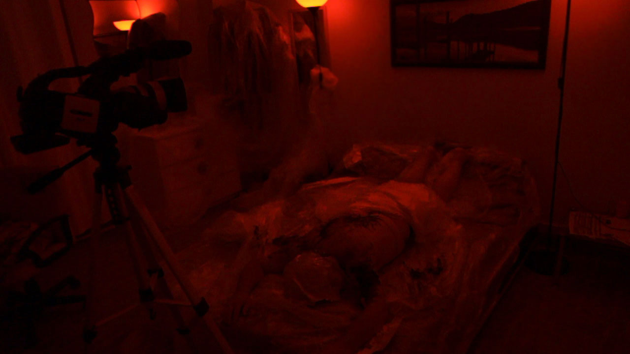 Hotel Inferno (2013) Screenshot 5