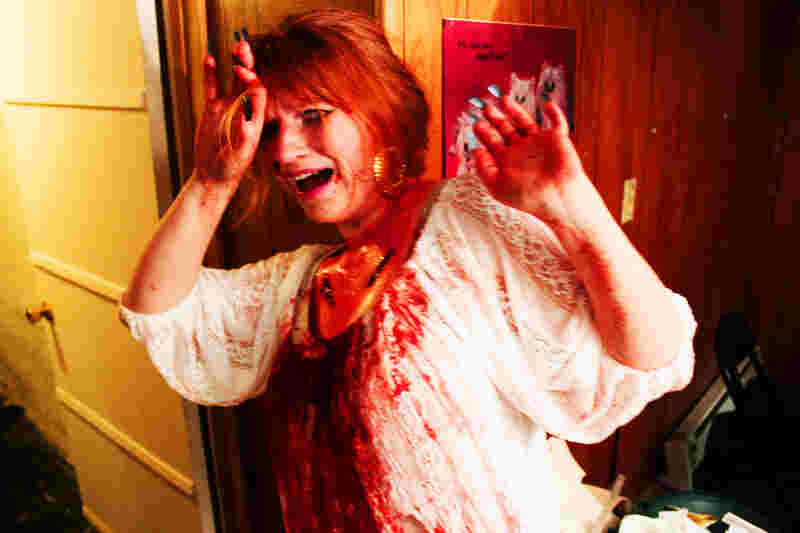 Safe Inside (2017) Screenshot 2
